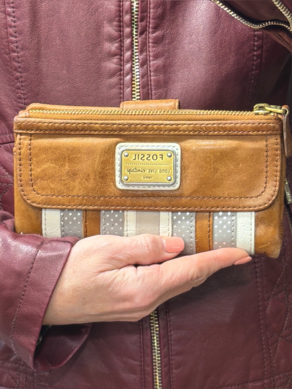 Fossil Vintage Y2K Brown Leather Stripe Wallet (GUC) - Picture 2 of 14